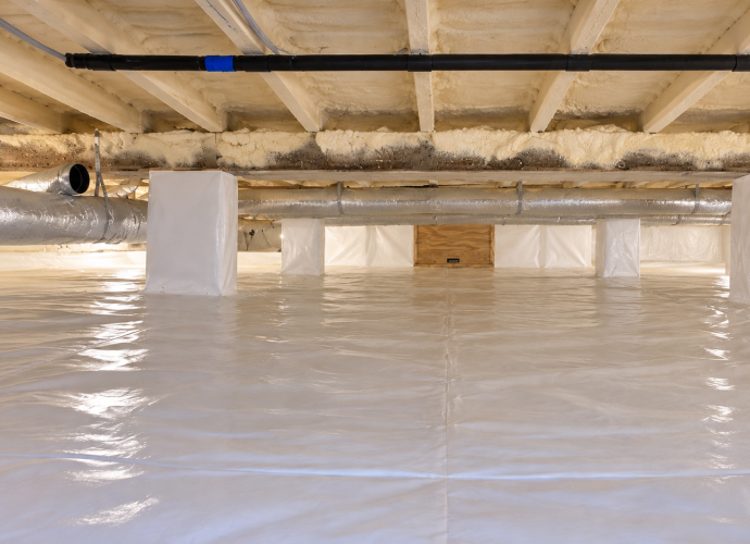 Clean sealed crawl space with ductwork