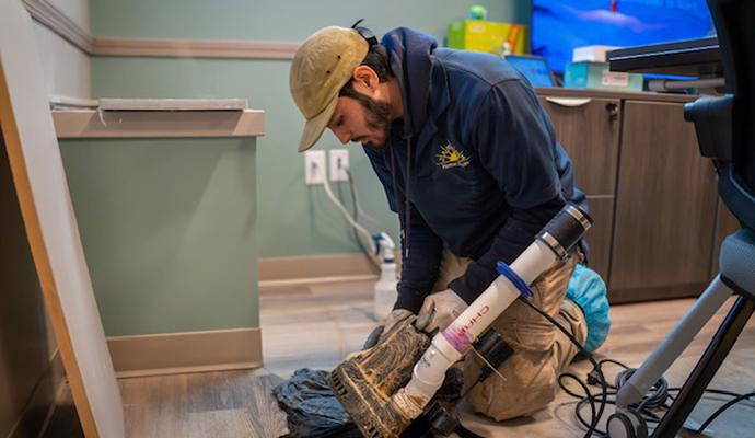 Expert providing sump pump maintenance service